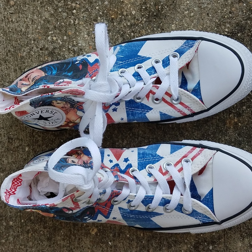 Wonder Woman Converse All Stars